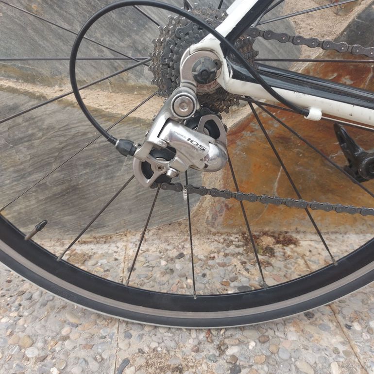 Tweedehands Giant TCR Advanced 2 2017 2017 Road & Gravel — afbeelding 4 van 5