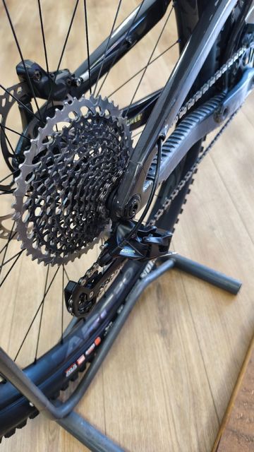 Used Santa Cruz Megatower Other SRAM - Mountainbike 2025 Mountainbike, Black — image 4 of 5