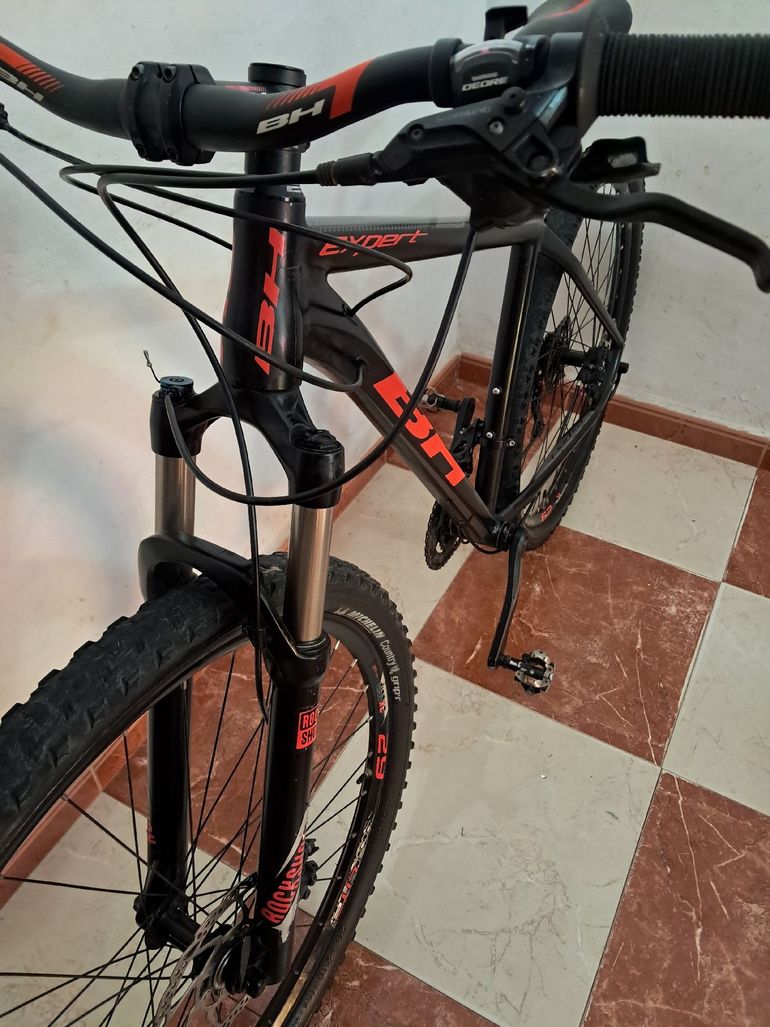 Gebrauchtes BH Custom Shimano Deore XT 2025 Mountainbike, Schwarz — Bild 9 von 16