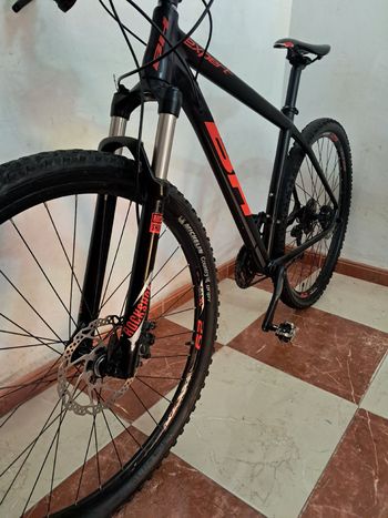 Gebrauchtes BH Custom Shimano Deore XT 2025 Mountainbike, Schwarz — Bild 7 von 16
