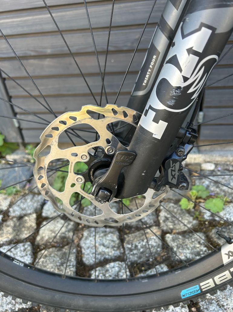 Canyon Neuron CF 8 2024 2024 Mountainbike d'occasion — image 7 sur 9