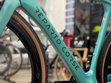 Used Bianchi Impulso RC 2026 2026 Road & Gravel, Blue — image 9 of 13