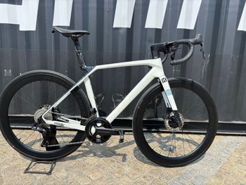 Used Trek Madone SL 7 2027 2027 Road & Gravel