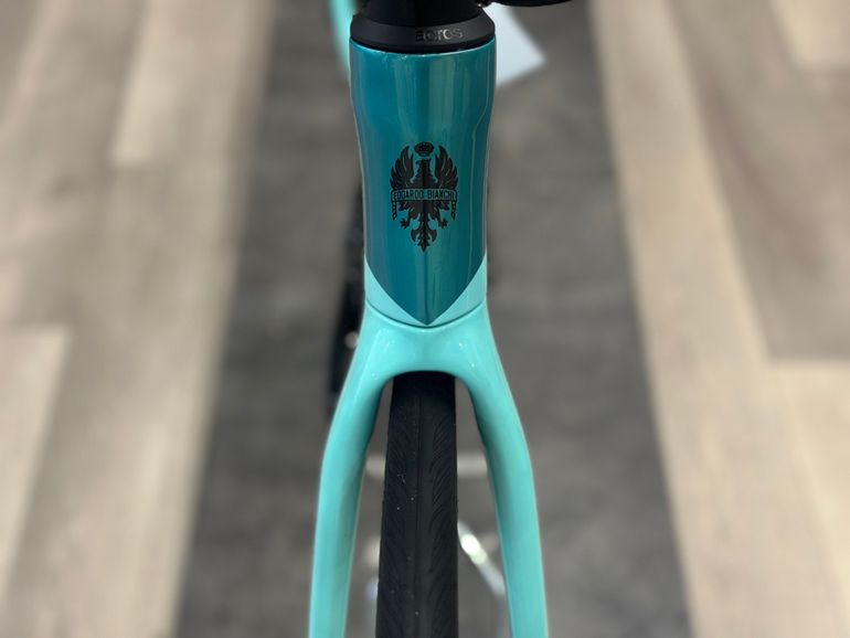 Brugt Bianchi Oltre Race 105 2025 2025 Road & Gravel — billede 7 af 8