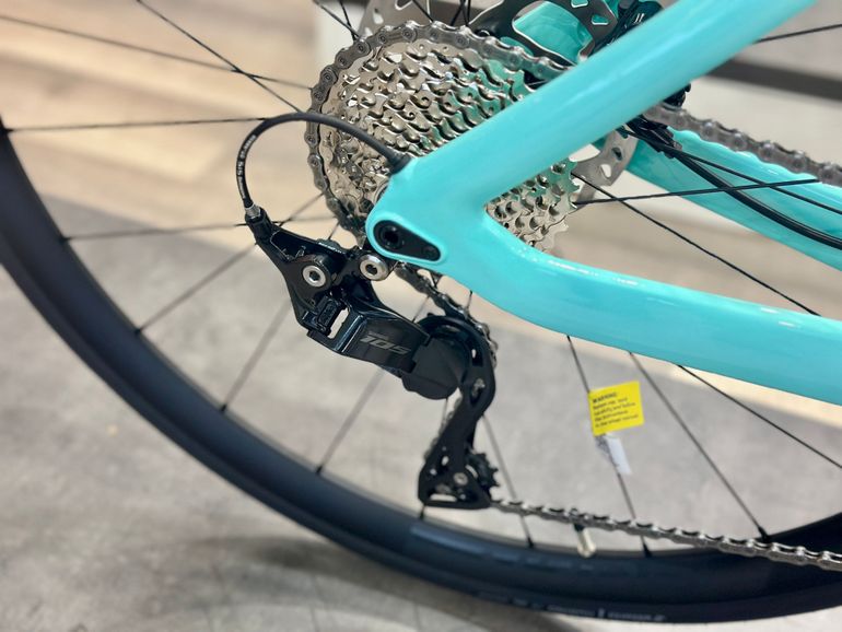 Brugt Bianchi Oltre Race 105 2025 2025 Road & Gravel — billede 3 af 8