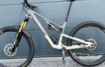 Used Rocky Mountain Instinct C90 Shimano 2024 Frameset 2024 Mountainbike, Light Gray, 27.5, 29 — image 2 of 11