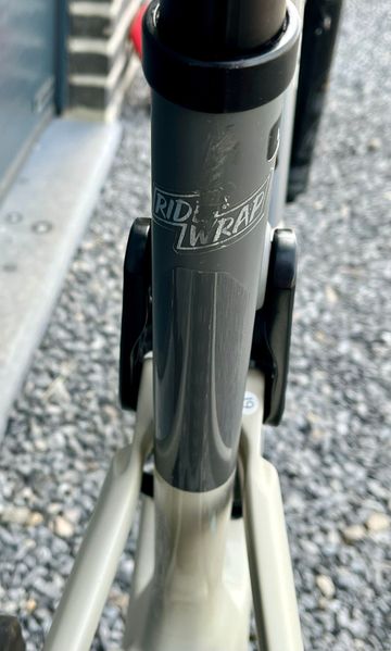 Used Rocky Mountain Instinct C90 Shimano 2024 Frameset 2024 Mountainbike, Light Gray, 27.5, 29 — image 10 of 11