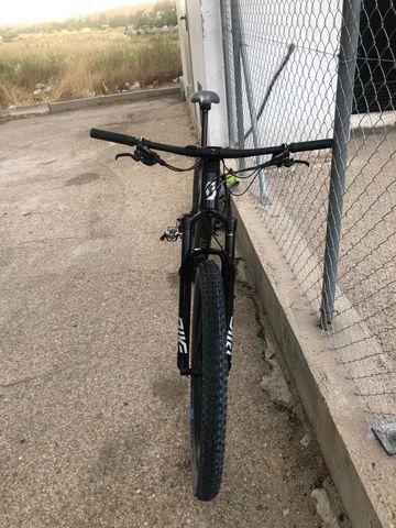 Used Scott Spark 940 2023 2023 Mountainbike, Black, 29 — image 3 of 9