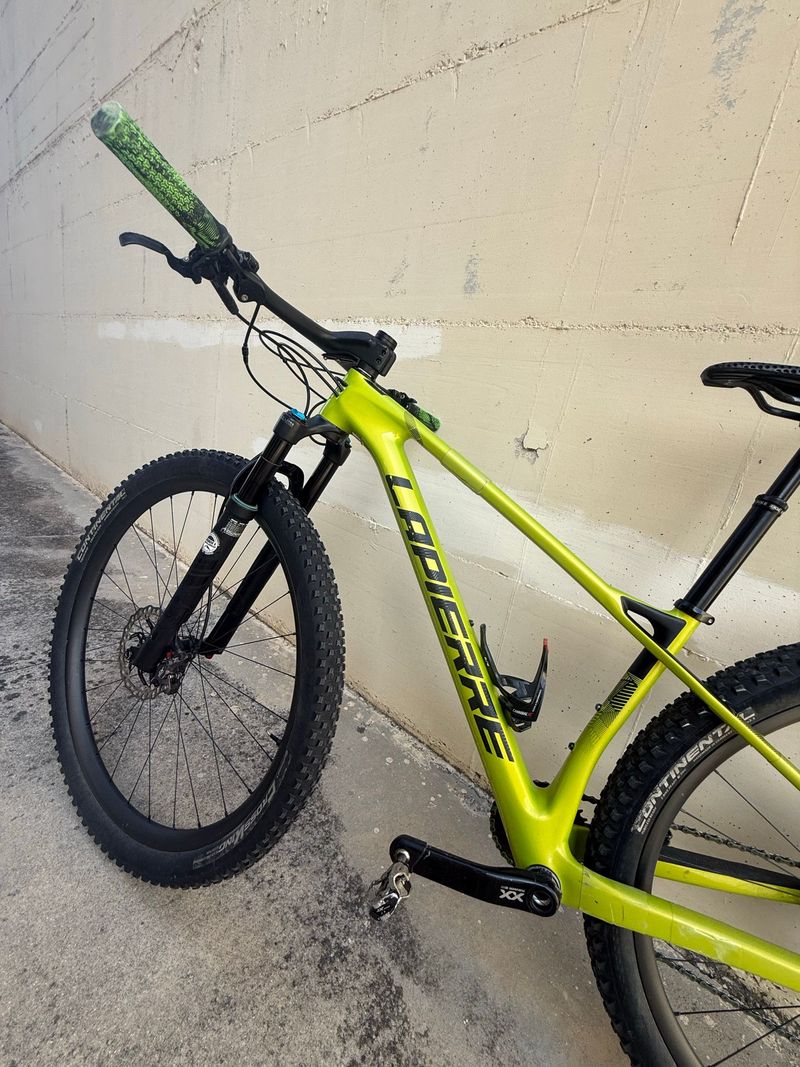 Used Lapierre Prorace CF 7.9 2023 2023 Mountainbike, Green — image 8 of 8