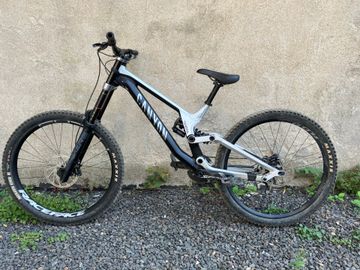Used Canyon Sender 5 2021 2021 Mountainbike, Black, 27.5 — image 6 of 10