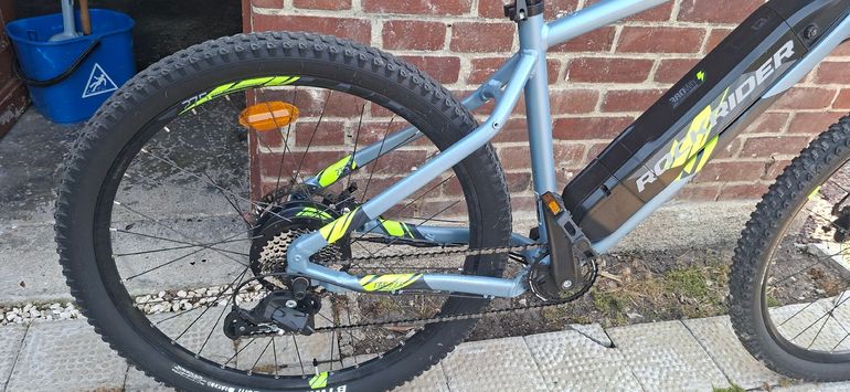 Used DECATHLON Custom Microshift 2022 Mountainbike, Blue — image 3 of 8