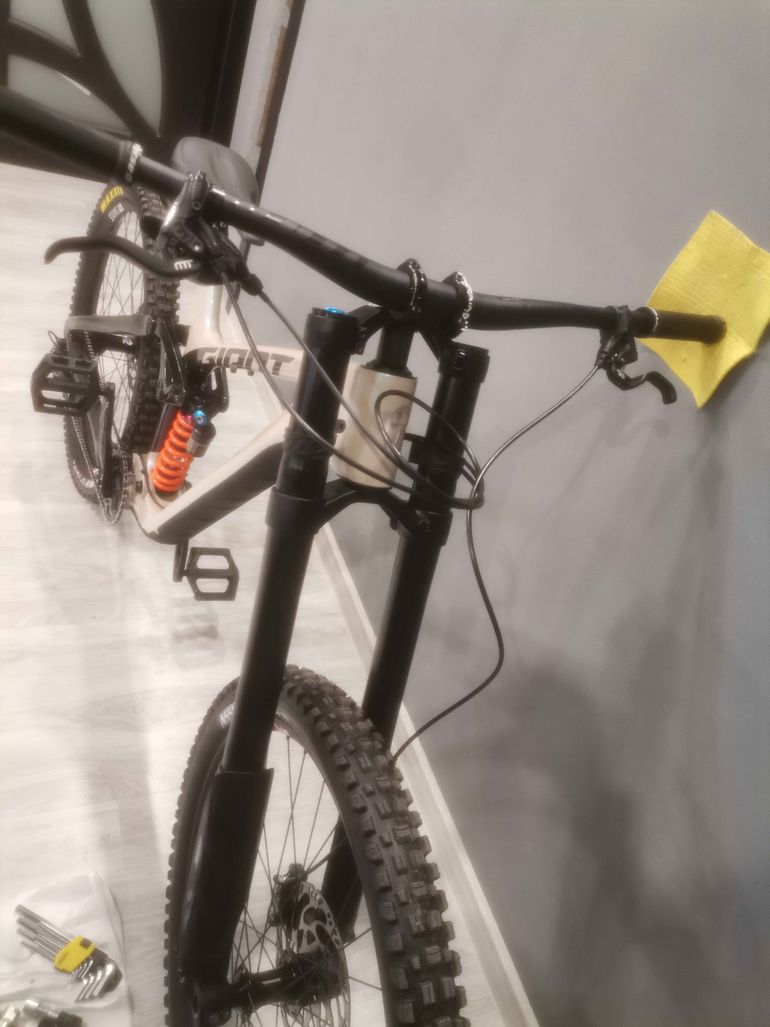 Brugt Giant Glory Advanced 2024 2024 Mountainbike — billede 3 af 3