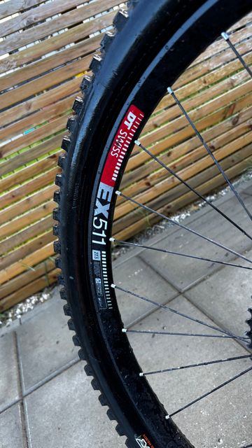 Używany Giant 1.5 GE 2018 2018 Mountainbike — zdjęcie 15 z 16