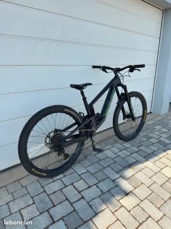 Used Santa Cruz MEGATOWER R / Carbon C 2023 2023 MTB