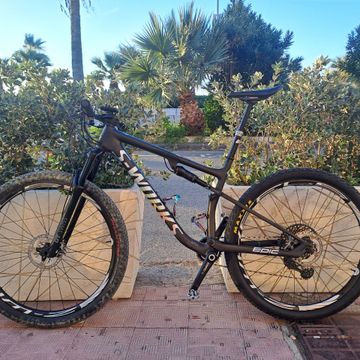 Tweedehands 29 full suspended Custom SRAM XX1 Eagle 2024 Mountainbike — afbeelding 11 van 12