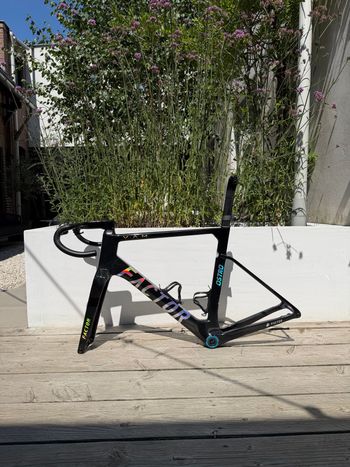 Tweedehands Factor OSTRO VAM 2023 Frameset 2023 Road & Gravel — afbeelding 14 van 14