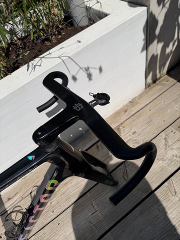 Used Factor OSTRO VAM 2023 Frameset 2023 Road & Gravel, Black — image 13 of 14