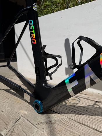 Tweedehands Factor OSTRO VAM 2023 Frameset 2023 Road & Gravel — afbeelding 9 van 14