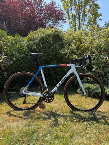 Gebrauchtes CUBE CROSS RACE C:62 SLX 2024 2024 Road & Gravel
