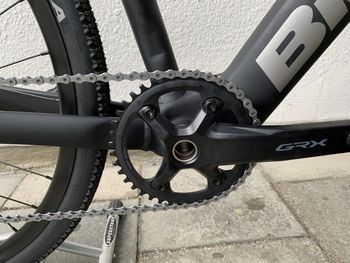 Used Bianchi Impulso e-Allroad GRX 600 2021 Road & Gravel, Black — image 3 of 4