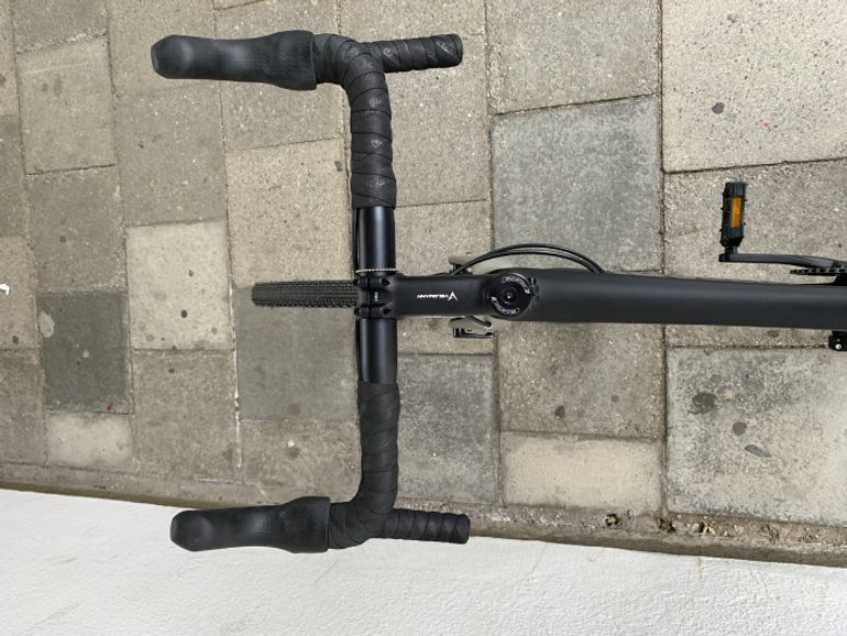 Used Bianchi Impulso e-Allroad GRX 600 2021 Road & Gravel, Black — image 2 of 4