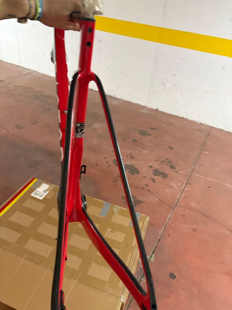 Gebrauchtes Factor Ostro Frameset 2024 Road & Gravel, Schwarz — Bild 8 von 10