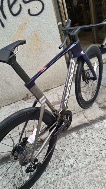 Gebrauchtes Merida Reacto Shimano Dura Ace Di2 2027 Road & Gravel, Hellgrau — Bild 2 von 6
