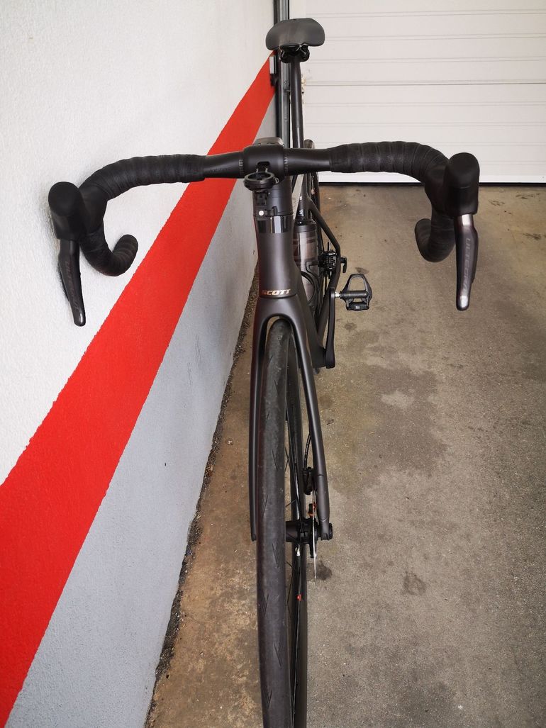 Brugt Scott Addict RC 15 2024 2024 Road & Gravel — billede 8 af 15
