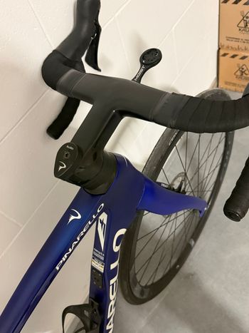Brugt Pinarello Dogma Shimano Ultegra 2024 Road & Gravel — billede 2 af 4