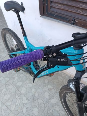 Używany Scott Strike 2024 Mountainbike — zdjęcie 3 z 14