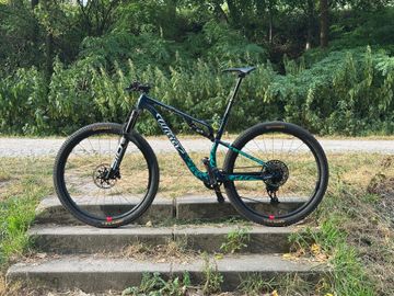 Gebrauchtes Wilier URTA MAX SLR 2024 2024 Mountainbike, Blau — Bild 9 von 17