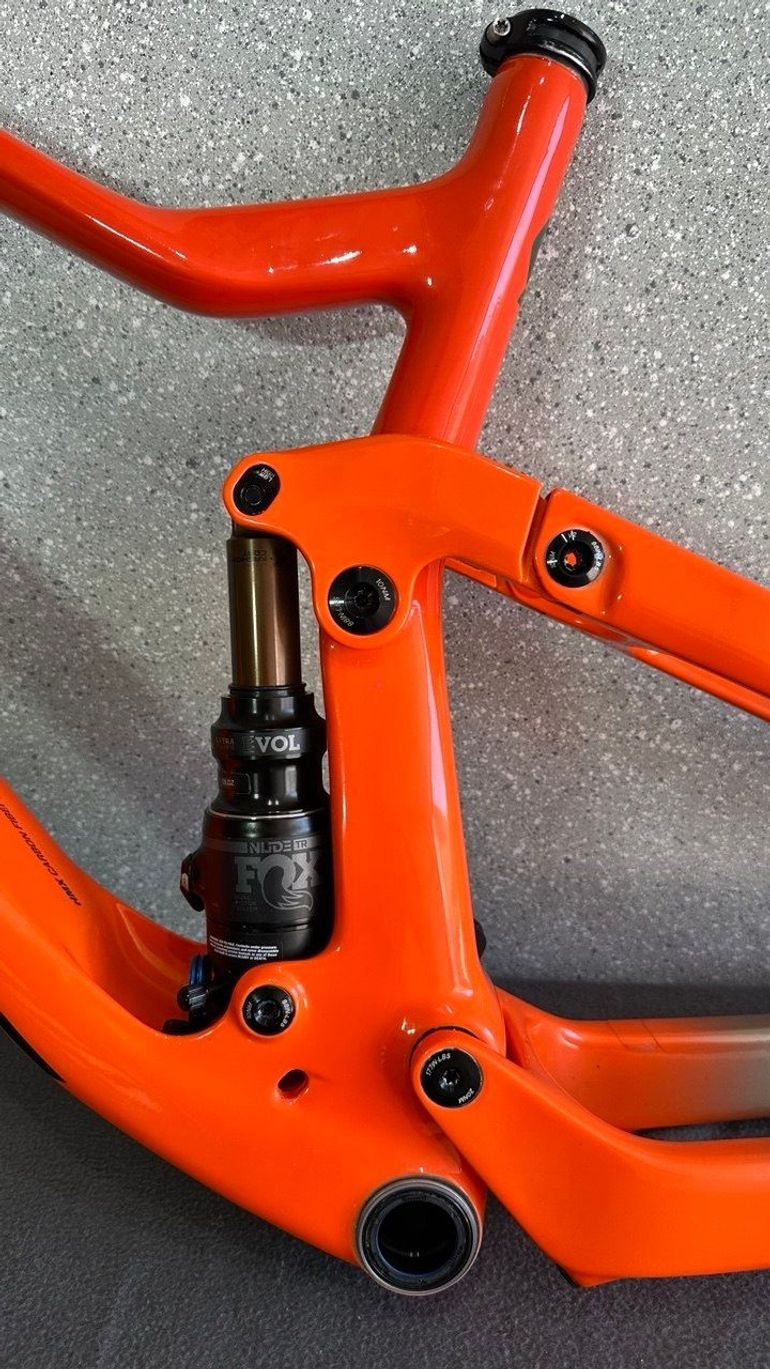 Brugt Scott Genius 900 Tuned AXS 2022 Frameset 2022 Mountainbike — billede 7 af 17