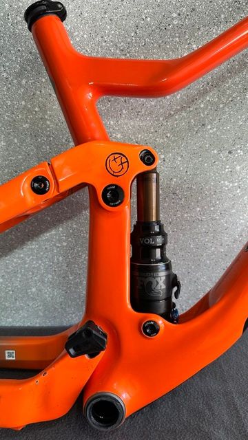 Brugt Scott Genius 900 Tuned AXS 2022 Frameset 2022 Mountainbike — billede 5 af 17
