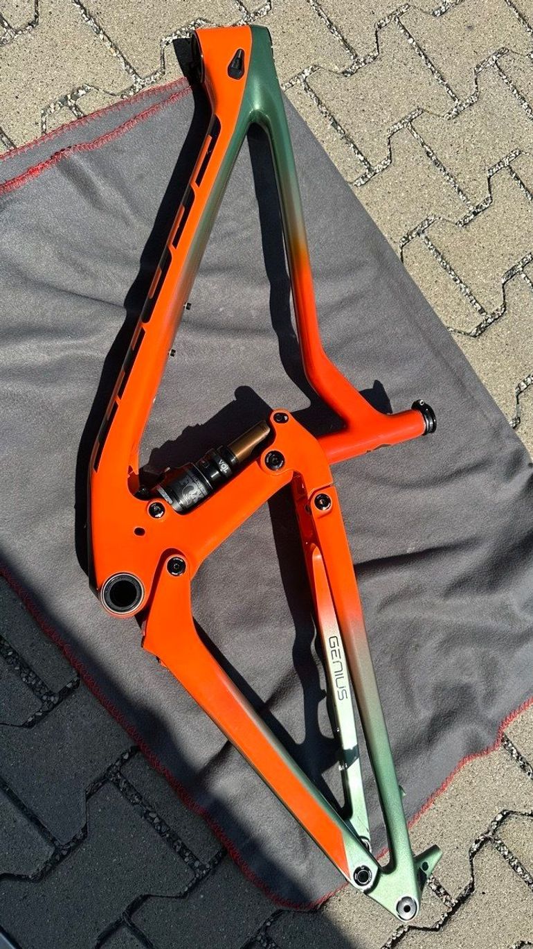 Brugt Scott Genius 900 Tuned AXS 2022 Frameset 2022 Mountainbike — billede 16 af 17