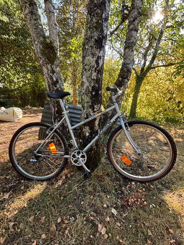 Used Décathlon Rockrider Custom Shimano Alivio 2000 MTB