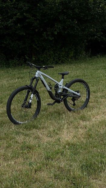 Używany Trek Slash 8 Gen 6 2025 2025 MTB