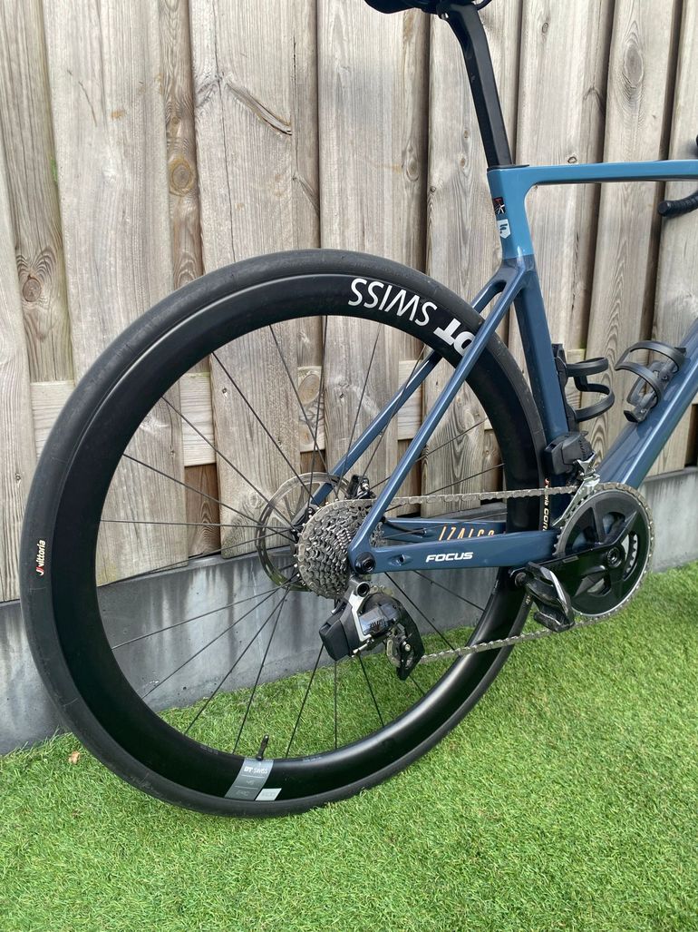 Brugt Focus IZALCO MAX 9.7 2024 2024 Road & Gravel — billede 3 af 9