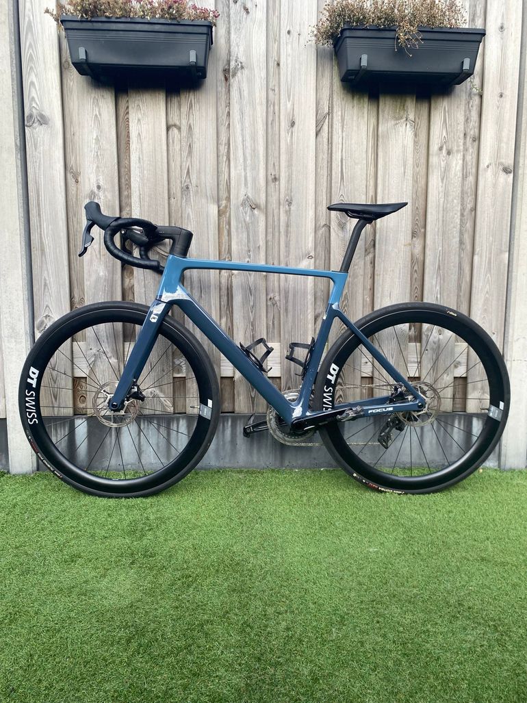 Brugt Focus IZALCO MAX 9.7 2024 2024 Road & Gravel — billede 2 af 9