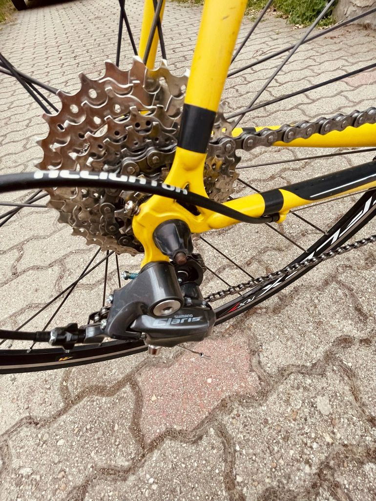 Used Carraro Custom Shimano Claris 2004 Road & Gravel, Orange — image 8 of 11