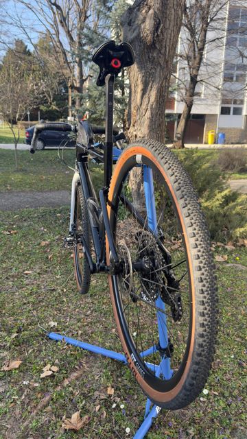 Used BMC URS THREE 2024 2024 Road & Gravel, Black — image 2 of 8