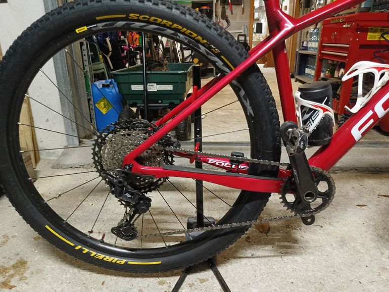 Brugt Focus RAVEN 8.8 2020 2020 Mountainbike — billede 3 af 4