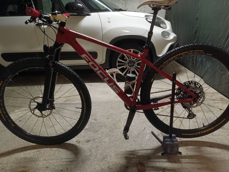 Brugt Focus RAVEN 8.8 2020 2020 Mountainbike — billede 2 af 4