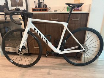 Used Canyon Ultimate CF 7 Di2 2027 2027 Road & Gravel