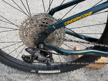 Brugt Kona Cinder cone Shimano Deore 2022 Mountainbike — billede 3 af 12