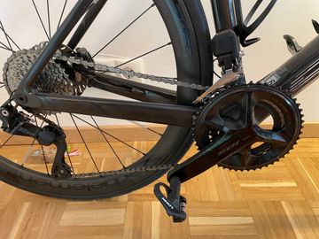 Używany Scott Addict RC 40 2023 2023 Road & Gravel — zdjęcie 2 z 4