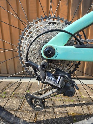 Tweedehands Orbea OCCAM M30 LT 2022 2022 Mountainbike — afbeelding 3 van 12