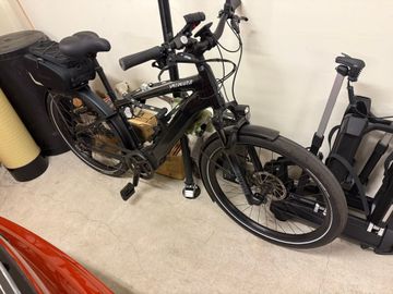 Used Specialized Vado 2022 Urban, Black — image 2 of 3