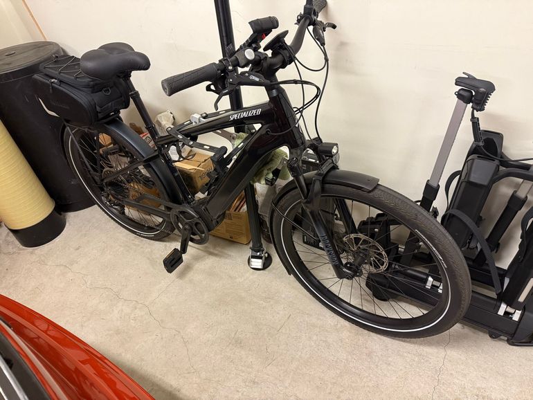 Used Specialized Vado 2022 Urban, Black — image 2 of 3