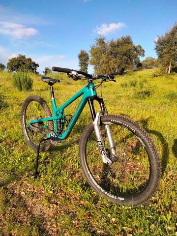 Tweedehands Propain Hugene Shimano Deore XT 2023 Mountainbike — afbeelding 3 van 5