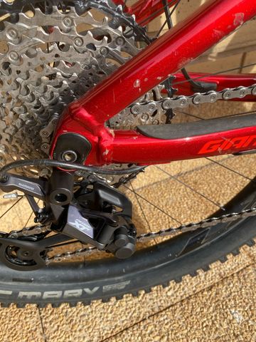 Used Giant Reign E+ 1 Pro 2020 2020 Mountainbike, Red, 27.5 — image 2 of 6